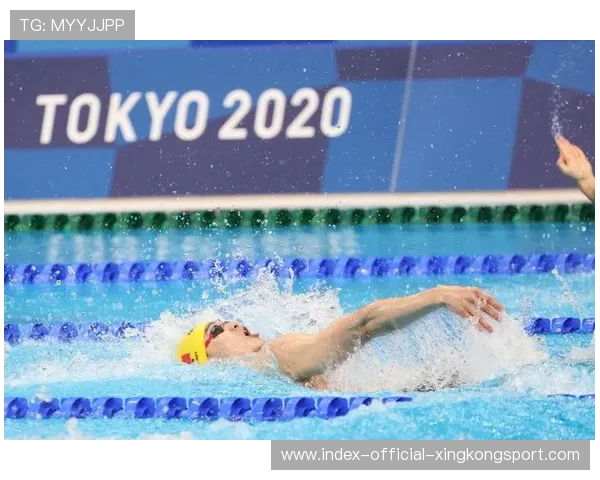 国家队训练异常!主教练怒摔笔记本